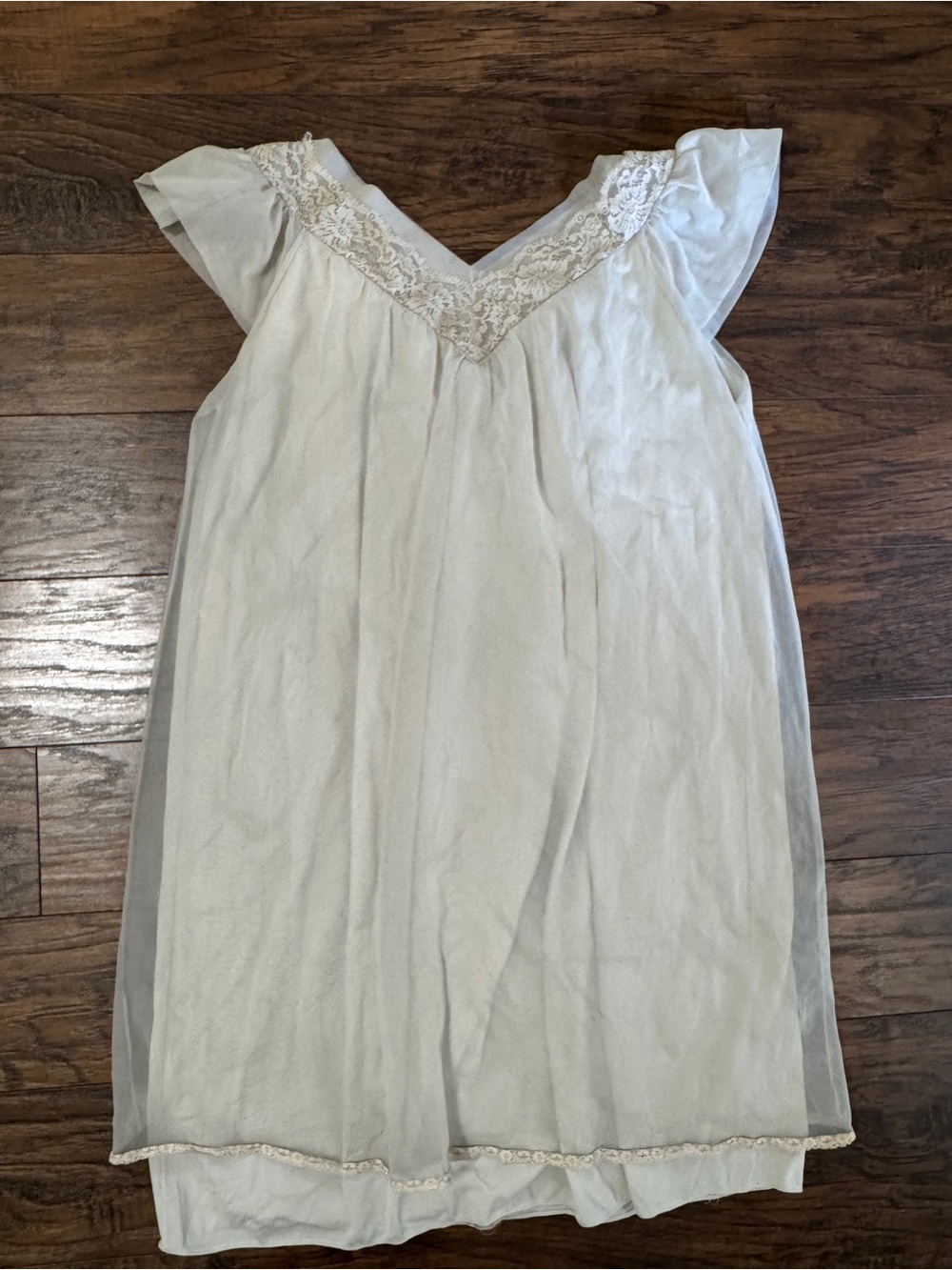 Vintage light gray and lace nightgown, medium